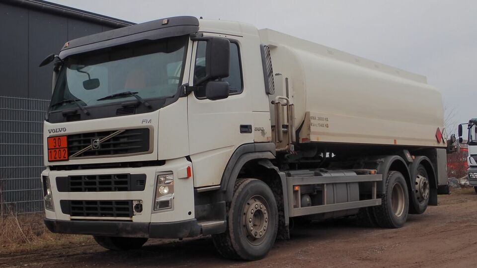 Volvo FM380 mit Esterer Tankaufbau, Bj.: 2006